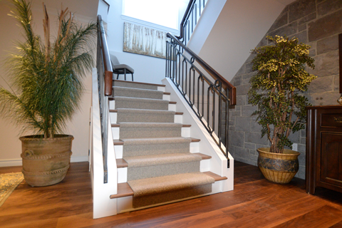 elegant staircase design Montréal